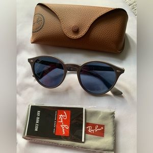 Ray-Ban sunglasses- NEW
